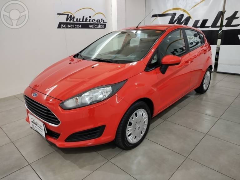 FORD - FIESTA 1.5 S HATCH 16V FLEX 4P MANUAL - 2013/2014 - VERMELHA - R$ 43.900,00