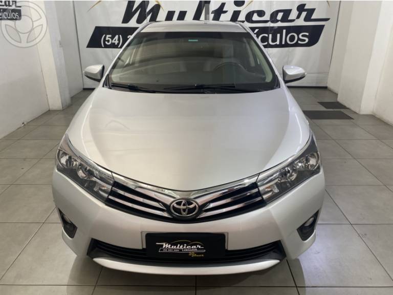 TOYOTA - COROLLA 2.0 XEI 16V FLEX 4P AUTOMÁTICO - 2015/2016 - PRATA - R$ 88.900,00