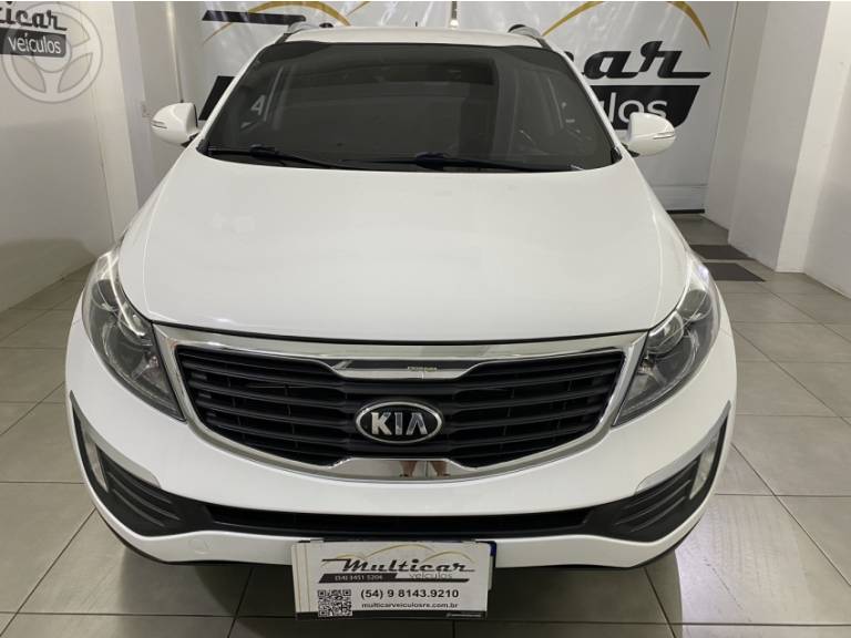 KIA MOTORS - SPORTAGE 2.0 EX 4X2 16V FLEX 4P AUTOMÁTICO - 2014/2014 - BRANCA - R$ 81.900,00