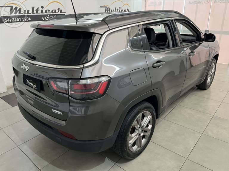 JEEP - COMPASS 1.3 LONGITUDE T270 16V TURBO 4X2 FLEX 4P AUTOMÁTICO - 2023/2023 - CINZA - R$ 136.900,00