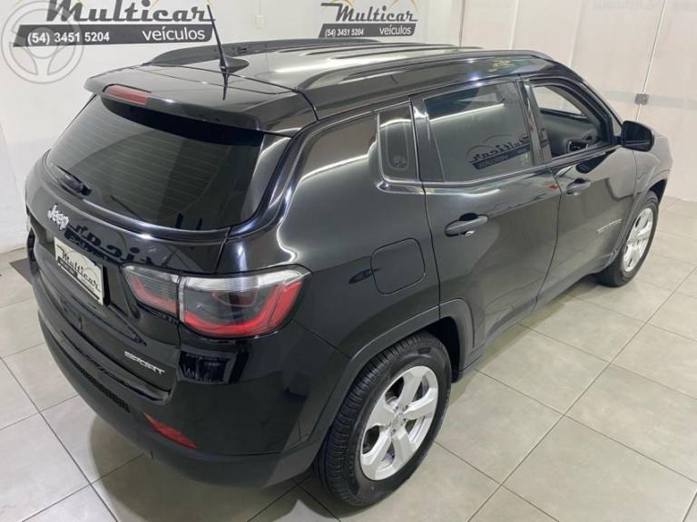 JEEP - COMPASS 2.0 SPORT 4X2 16V 4P AUTOMÁTICO - 2017/2018 - PRETA - R$ 92.900,00