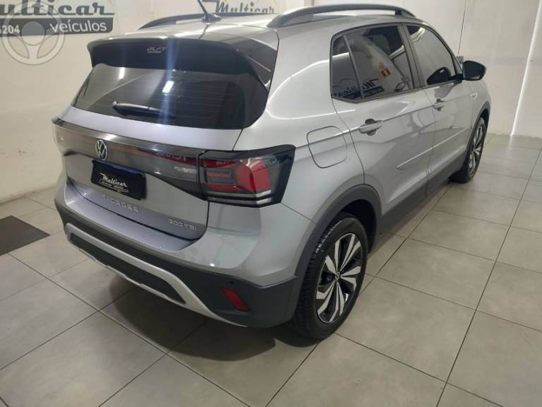 VOLKSWAGEN - T-CROSS 1.0 TSI 12V FLEX 4P AUTOMÁTICO - 2024/2025 - PRATA - R$ 136.500,00