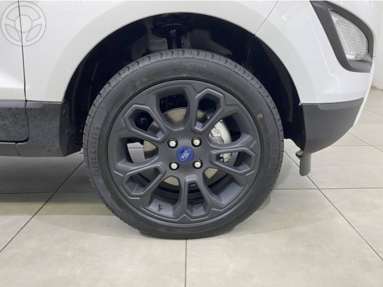 FORD - ECOSPORT 1.5 TITANIUM 16V FLEX 4P AUTOMÁTICO - 2019/2020 - BRANCA - R$ 84.900,00