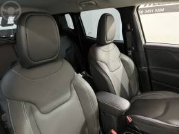 JEEP - RENEGADE 1.3 LONGITUDE T270 16V TURBO FLEX 4P AUTOMÁTICO - 2024/2025 - BRANCA - R$ 136.500,00