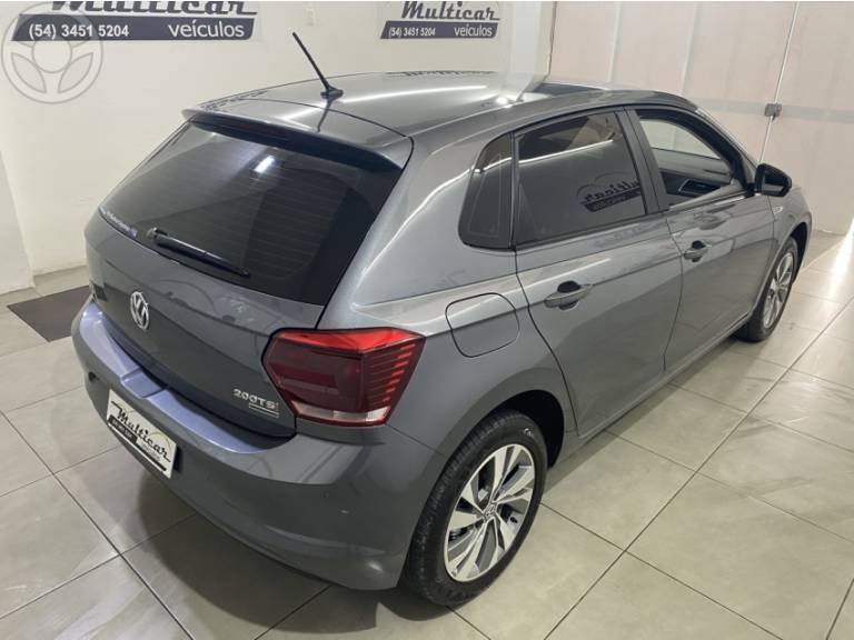 VOLKSWAGEN - POLO 1.0 200 TSI COMFORTLINE AUTOMÁTICO - 2018/2019 - CINZA - R$ 77.900,00