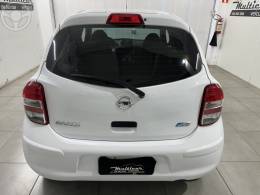 NISSAN - MARCH 1.0 S 16V FLEX 4P MANUAL - 2012/2013 - BRANCA - R$ 36.900,00