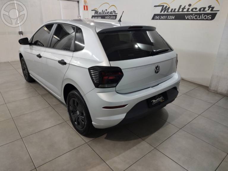 VOLKSWAGEN - POLO 1.0 MPI TRACK 4P MANUAL - 2024/2025 - PRATA - R$ 81.900,00