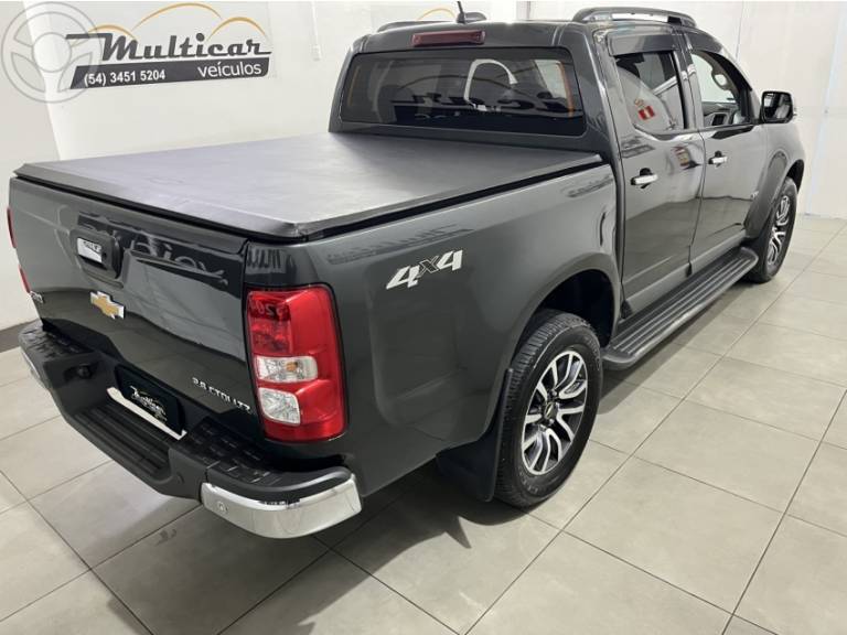 CHEVROLET - S10 2.8 LTZ 4X4 CD TURBO DIESEL 4P AUTOMÁTICO - 2021/2021 - PRETA - R$ 175.000,00