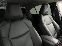 TOYOTA - COROLLA 2.0 XEI 16V FLEX 4P AUTOMÁTICO - 2022/2023 - BRANCA - R$ 133.900,00