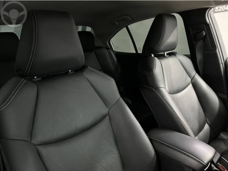 TOYOTA - COROLLA 2.0 XEI 16V FLEX 4P AUTOMÁTICO - 2022/2023 - BRANCA - R$ 133.900,00