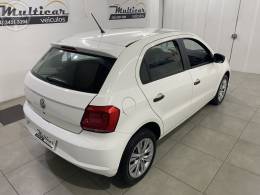 VOLKSWAGEN - GOL 1.6 MSI 8V TOTALFLEX 4P MANUAL - 2018/2019 - BRANCA - R$ 53.900,00