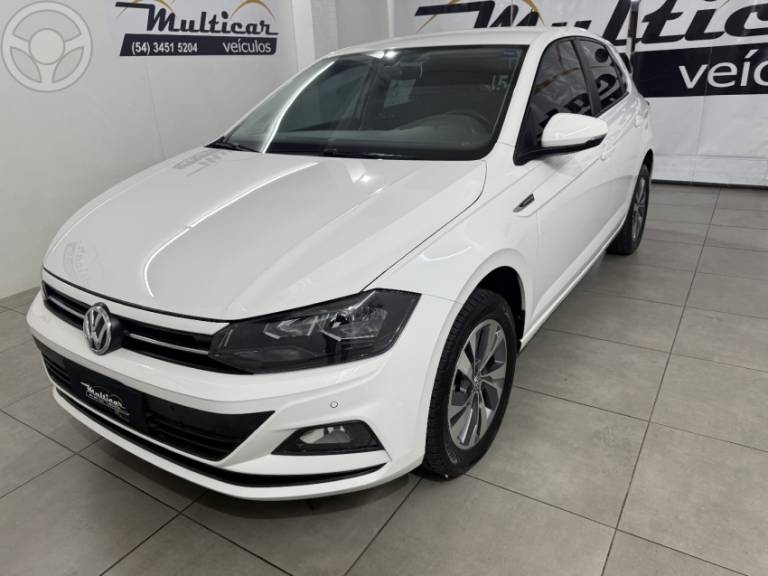VOLKSWAGEN - POLO 1.0 200 TSI COMFORTLINE AUTOMÁTICO - 2019/2020 - BRANCA - R$ 78.900,00