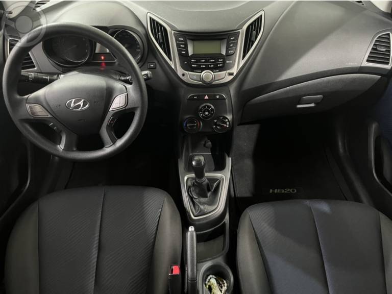 HYUNDAI - HB20 1.6 COMFORT PLUS 16V FLEX 4P MANUAL - 2013/2013 - VERMELHA - R$ 44.900,00