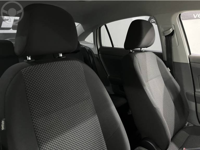 VOLKSWAGEN - VIRTUS 1.6 MSI TOTAL FLEX MANUAL - 2018/2019 - BRANCA - R$ 69.900,00
