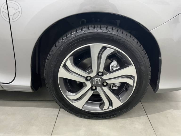 HONDA - CITY 1.5 LX 16V FLEX 4P AUTOMÁTICO - 2015/2015 - CINZA - R$ 68.900,00