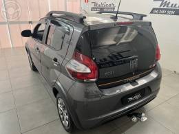 FIAT - MOBI 1.0 TREKKING 8V FLEX 4P MANUAL - 2023/2024 - CINZA - R$ 63.900,00