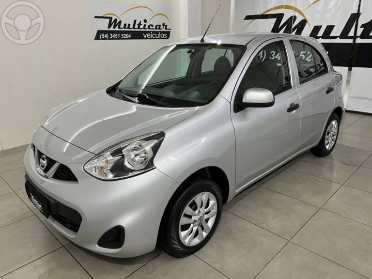NISSAN - MARCH 1.0 S 12V FLEX 4P MANUAL - 2016/2017 - PRATA - R$ 44.900,00