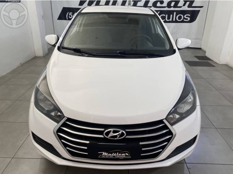 HYUNDAI - HB20S 1.6 COMFORT PLUS 16V FLEX 4P MANUAL - 2015/2016 - BRANCA - R$ 56.900,00