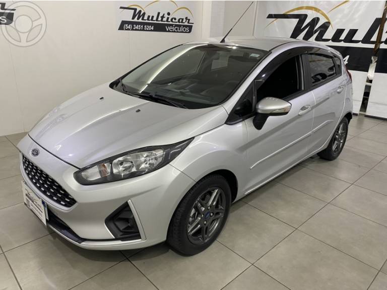 FORD - FIESTA 1.6 SEL HATCH 16V FLEX 4P AUTOMÁTICO - 2018/2018 - PRATA - R$ 59.900,00