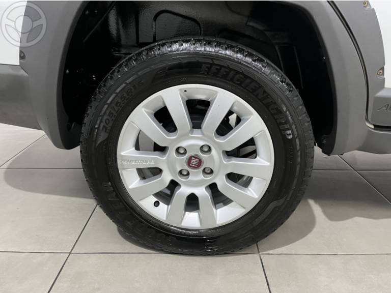 FIAT - PALIO 1.8 MPI ADVENTURE WEEKEND 16V FLEX 4P AUTOMATIZADO - 2015/2015 - BRANCA - R$ 45.500,00