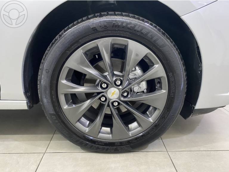 CHEVROLET - CRUZE 1.4 TURBO LT 16V FLEX 4P AUTOMÁTICO - 2018/2019 - PRATA - R$ 93.900,00