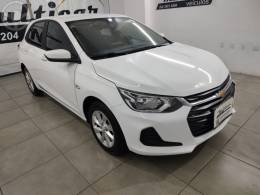 CHEVROLET - ONIX 1.0 LT 12V FLEX 4P MANUAL - 2022/2023 - BRANCA - R$ 73.900,00