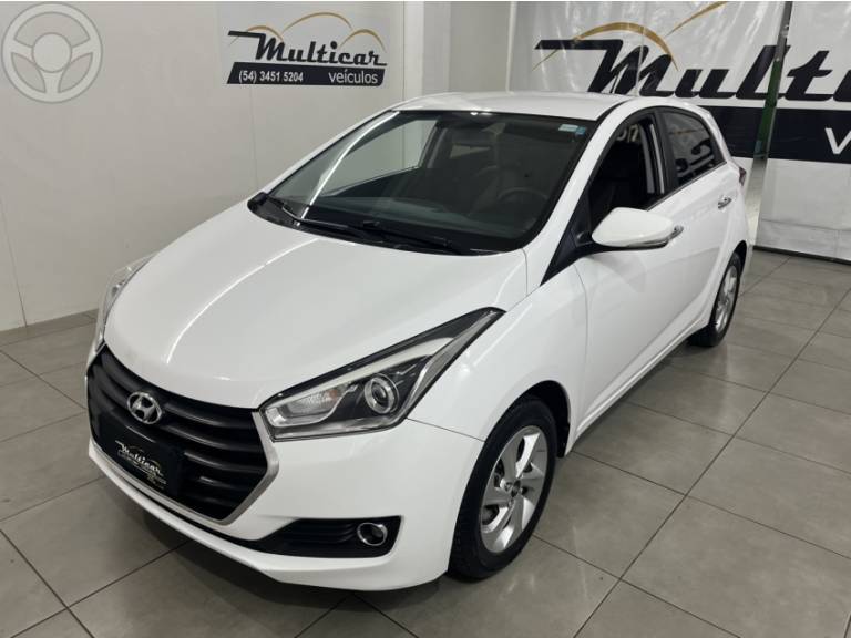 HYUNDAI - HB20 1.6 PREMIUM 16V FLEX 4P AUTOMÁTICO - 2016/2017 - BRANCA - R$ 68.500,00