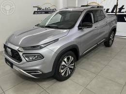 FIAT - TORO 2.0 16V TURBO DIESEL VOLCANO AT9 4X4 AUTOMÁTICO - 2024/2024 - PRATA - R$ 159.900,00