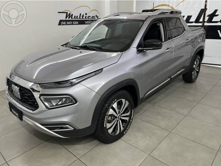 FIAT - TORO 2.0 16V TURBO DIESEL VOLCANO AT9 4X4 AUTOMÁTICO - 2024/2024 - PRATA - R$ 159.900,00