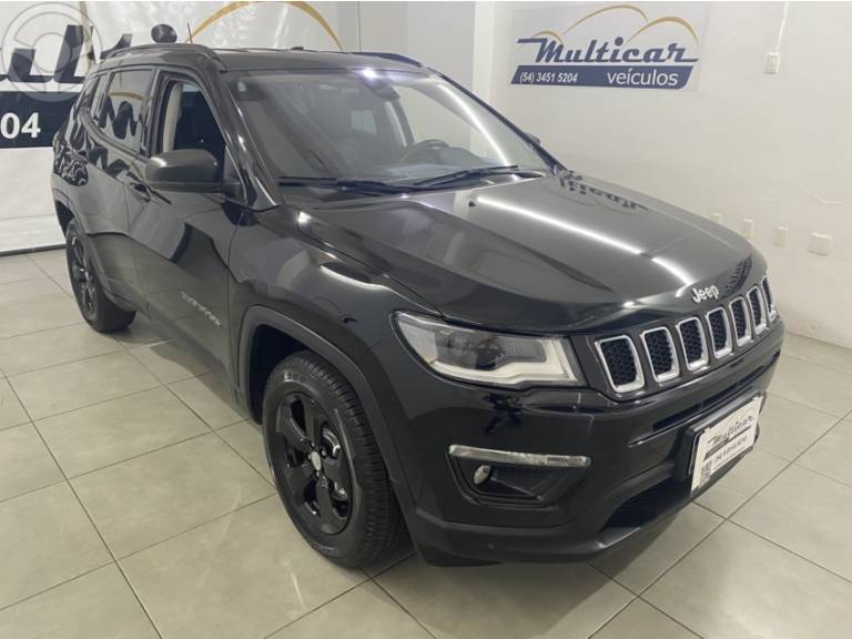 JEEP - COMPASS 2.0 SPORT 4X2 16V 4P AUTOMÁTICO - 2017/2018 - PRETA - R$ 92.900,00