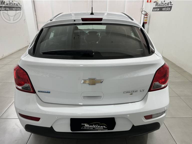 CHEVROLET - CRUZE 1.8 LT SPORT6 16V FLEX 4P AUTOMÁTICO - 2013/2013 - BRANCA - R$ 59.900,00
