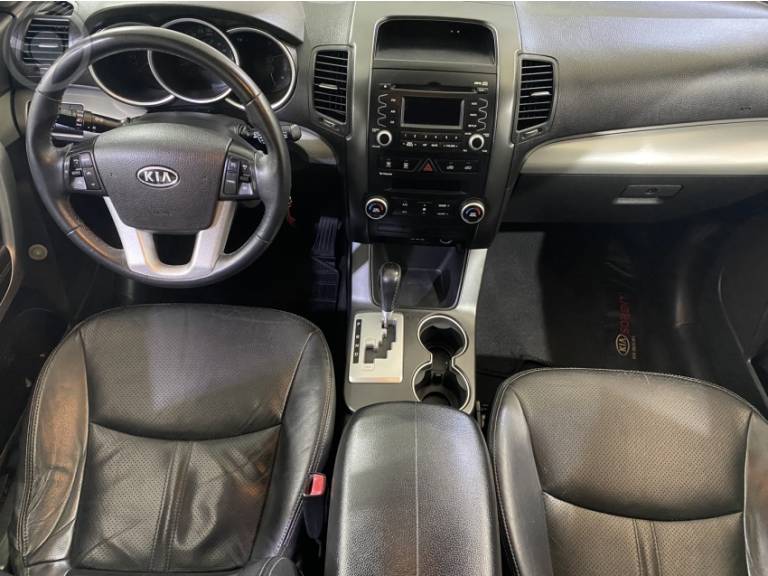 KIA MOTORS - SORENTO 2.4 EX2 4X2 16V 4P AUTOMÁTICO - 2010/2011 - PRATA - R$ 60.000,00