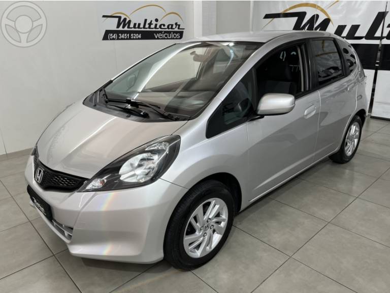 HONDA - FIT 1.4 CX 16V FLEX 4P MANUAL - 2014/2014 - PRATA - R$ 53.500,00