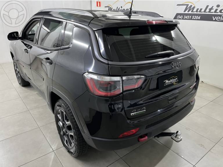 JEEP - COMPASS 2.0 16V DIESEL TRAILHAWK 4X4 AUTOMÁTICO - 2021/2021 - PRETA - R$ 128.900,00