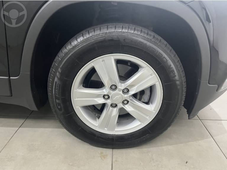 CHEVROLET - TRACKER 1.4 16V TURBO FLEX LT AUTOMÁTICO - 2019/2019 - PRETA - R$ 83.900,00