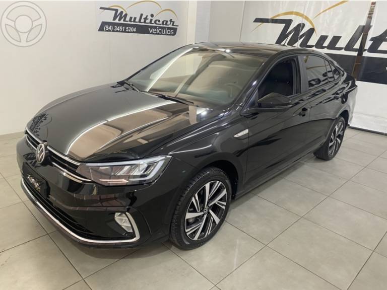 VOLKSWAGEN - VIRTUS 1.0 200 TSI HIGHLINE AUTOMÁTICO - 2023/2024 - PRETA - R$ 121.500,00