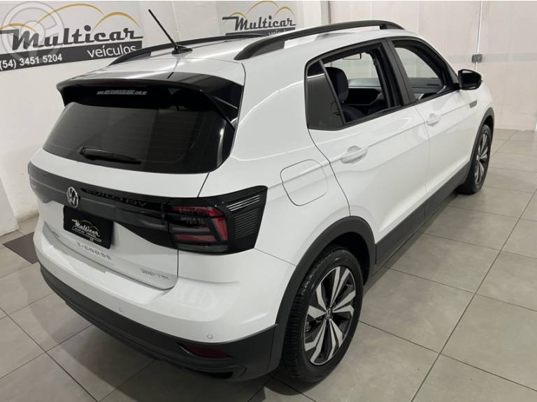 VOLKSWAGEN - T-CROSS 1.0 TSI 12V FLEX 4P AUTOMÁTICO - 2022/2022 - BRANCA - R$ 101.000,00