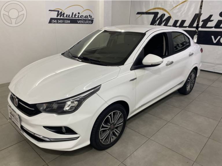 FIAT - CRONOS 1.8 E.TORQ FLEX PRECISION AT6 - 2019/2020 - BRANCA - R$ 69.900,00