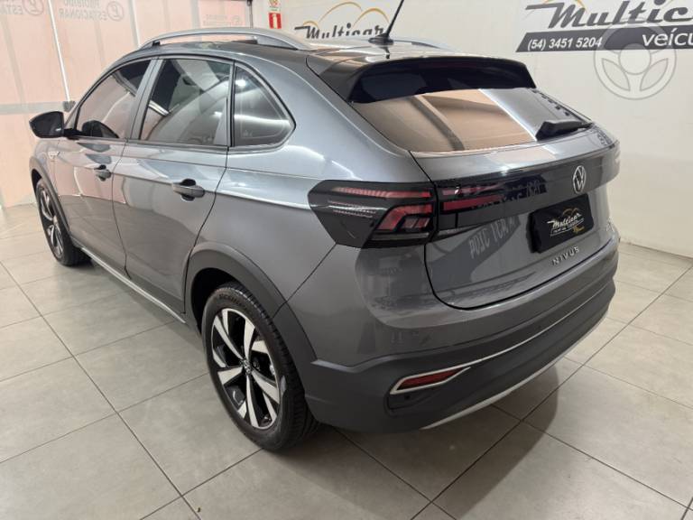 VOLKSWAGEN - NIVUS 1.0 TSI HIGHLINE FLEX 4P AUTOMÁTICO - 2022/2022 - CINZA - R$ 111.900,00