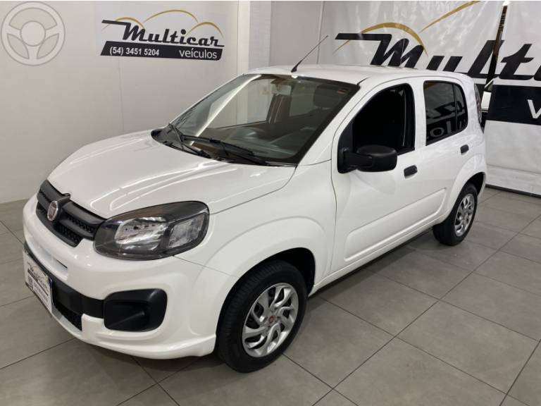 FIAT - UNO 1.0 FIREFLY FLEX ATTRACTIVE 4P MANUAL - 2017/2017 - BRANCA - R$ 43.900,00