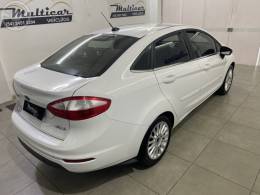 FORD - FIESTA 1.6 TITANIUM SEDAN 16V FLEX 4P AUTOMÁTICO - 2014/2015 - BRANCA - R$ 49.900,00