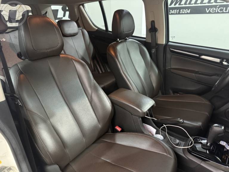 CHEVROLET - TRAILBLAZER 2.8 PREMIER 16V TURBO DIESEL 4P AUTOMÁTICO - 2019/2020 - BRANCA - R$ 210.900,00