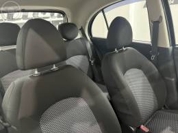 NISSAN - MARCH 1.6 S 16V FLEX 4P MANUAL - 2014/2015 - PRETA - R$ 42.900,00