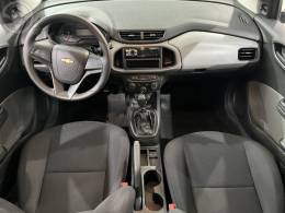 CHEVROLET - ONIX 1.0 MPFI JOY 8V FLEX 4P MANUAL - 2017/2018 - BRANCA - R$ 48.500,00