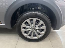 FIAT - MOBI 1.0 TREKKING 8V FLEX 4P MANUAL - 2023/2024 - CINZA - R$ 63.900,00