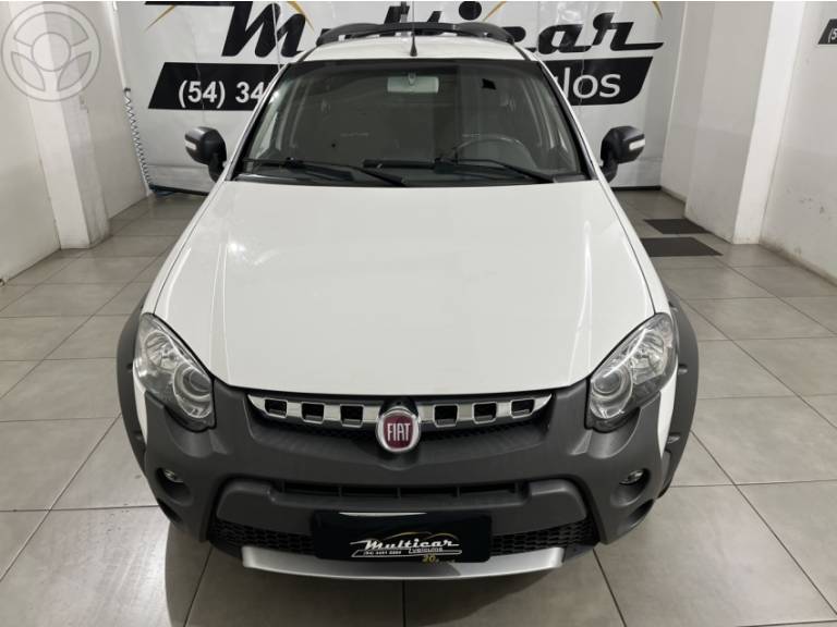 FIAT - PALIO 1.8 MPI ADVENTURE WEEKEND 16V FLEX 4P AUTOMATIZADO - 2015/2015 - BRANCA - R$ 45.500,00
