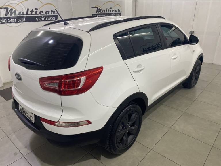 KIA MOTORS - SPORTAGE 2.0 LX 4X2 16V FLEX 4P MANUAL - 2012/2012 - BRANCA - R$ 62.500,00