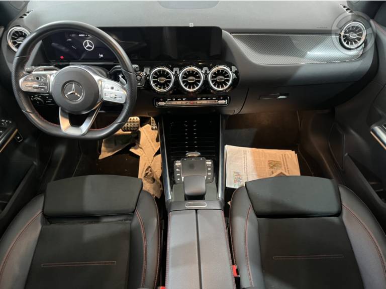 MERCEDES-BENZ - GLA 200 1.3 GCI AMG LINE 4P AUTOMÁTICO - 2022/2023 - CINZA - R$ 274.900,00