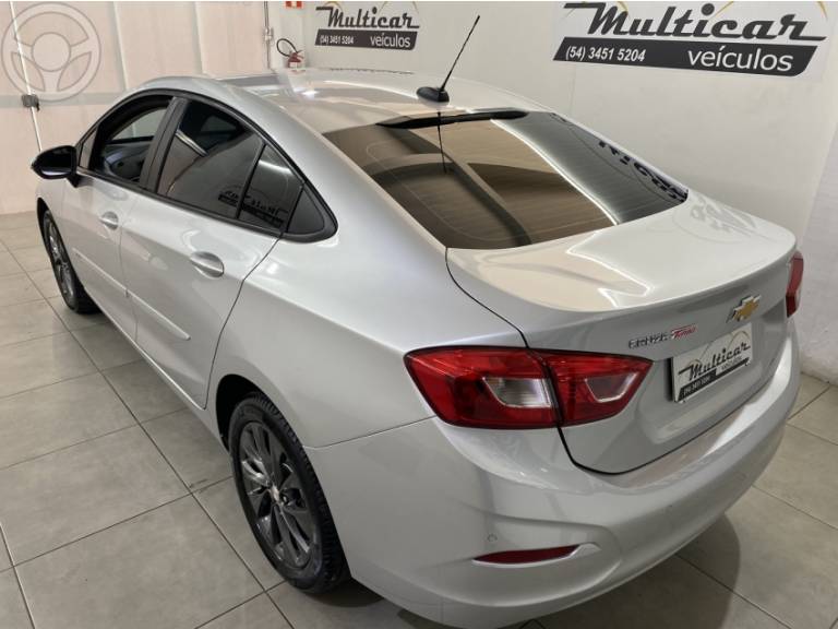 CHEVROLET - CRUZE 1.4 TURBO LT 16V FLEX 4P AUTOMÁTICO - 2018/2019 - PRATA - R$ 93.900,00