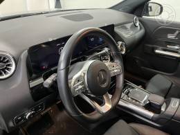 MERCEDES-BENZ - GLA 200 1.3 GCI AMG LINE 4P AUTOMÁTICO - 2022/2023 - CINZA - R$ 274.900,00